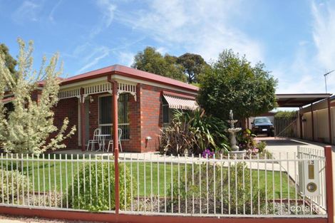 Property photo of 43 Melrose Circuit Shepparton VIC 3630
