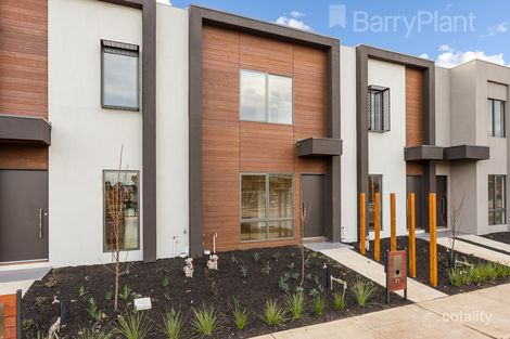 Property photo of 71 Waterhaven Boulevard Point Cook VIC 3030
