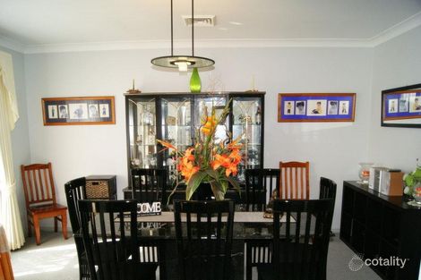 Property photo of 4 Delphin Court Narre Warren VIC 3805