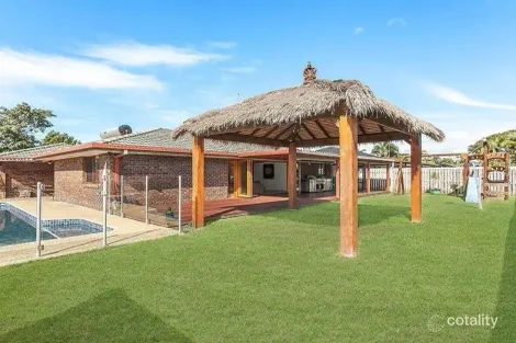 1 Southerly St, Mermaid Waters, QLD 4218