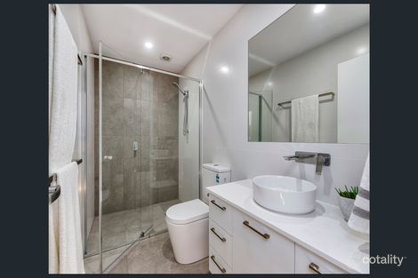 Property photo of 95 Thackeray Street Norman Park QLD 4170