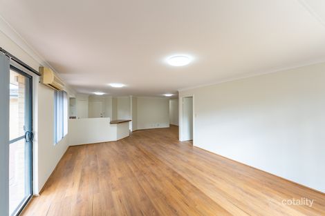 Property photo of 9 Otago Pass Meadow Springs WA 6210