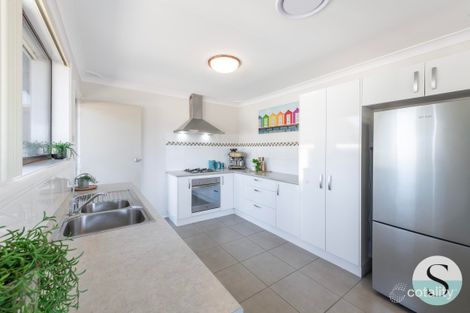 Property photo of 187 Macquarie Grove Caves Beach NSW 2281
