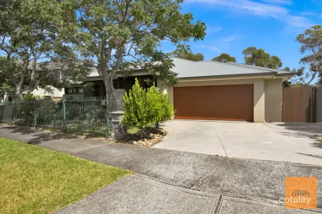 Property photo of 15 Botanica Springs Boulevard Brookfield VIC 3338
