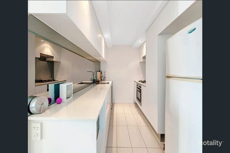 Property photo of 509/11 Compass Drive Biggera Waters QLD 4216