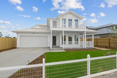 32 Cobram Dr, Eynesbury, VIC 3338