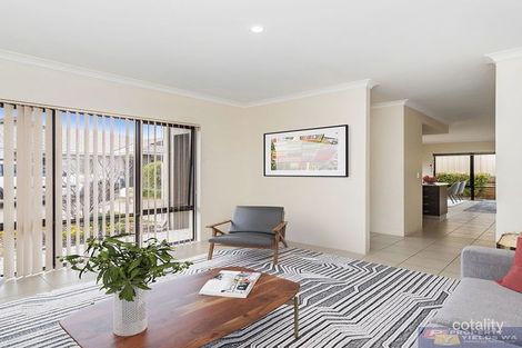 Property photo of 2/6 Classic Rise Pearsall WA 6065