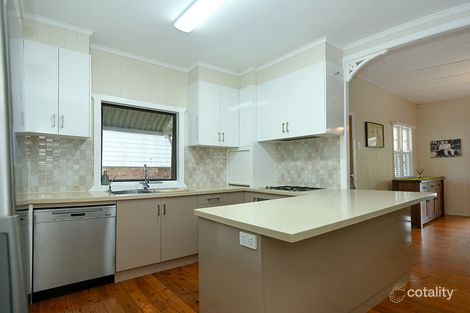 Property photo of 21 Glendower Street Mount Lofty QLD 4350