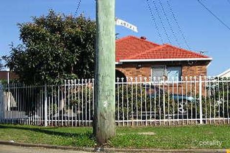 2 Lawrence St, Fairfield, NSW 2165