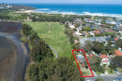 Property photo of 23 Travers Road Curl Curl NSW 2096