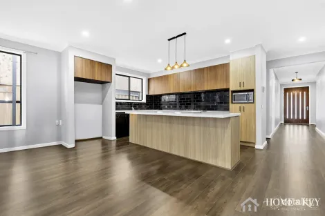 Property photo of 110 Eastside Boulevard Donnybrook VIC 3064