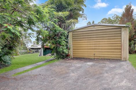 Property photo of 3 Rainbow Crescent Dunwich QLD 4183