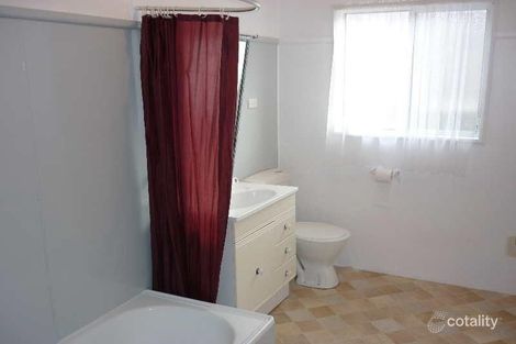 Property photo of 5 June Avenue Basin View NSW 2540