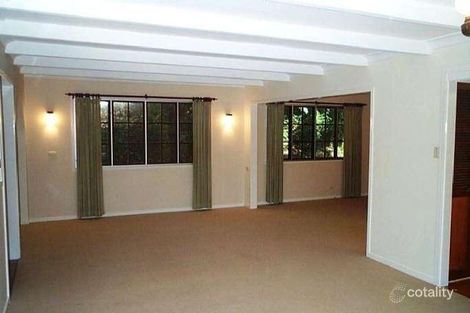 Property photo of 9 Mitchell Court Mount Ommaney QLD 4074