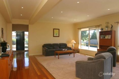 Property photo of 42-44 Marisa Crescent Berwick VIC 3806