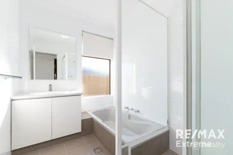 Property photo of 10 Arkaba Mews Ocean Reef WA 6027