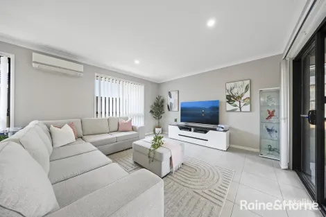 Property photo of 39 Cartwright Crescent Airds NSW 2560