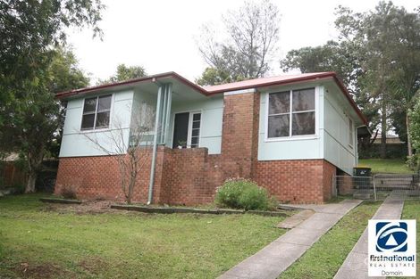 36 Maynes Pde, Unanderra, NSW 2526