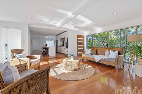 Property photo of 199 D'Arcy Road Seven Hills QLD 4170