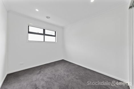 Property photo of 29 Hunt Way Pakenham VIC 3810