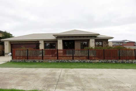 Property photo of 14 Redrock Road Wollert VIC 3750