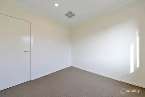 Property photo of 12 Juniperina Circuit Wallan VIC 3756