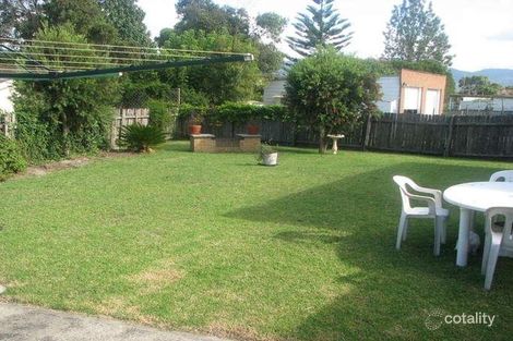 Property photo of 18 Saville Road Dapto NSW 2530