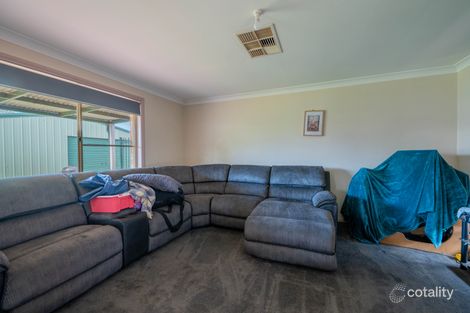 Property photo of 8 Ebelina Crescent Parkes NSW 2870