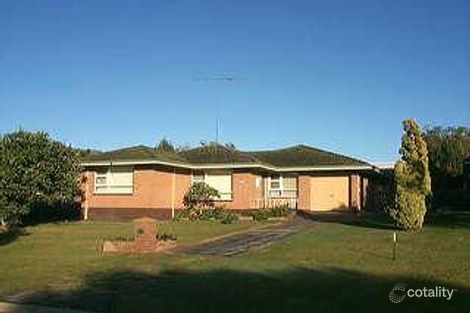 11 Fifth Ave, Shoalwater, WA 6169