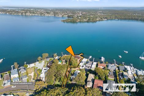 Property photo of 133 Coal Point Road Coal Point NSW 2283
