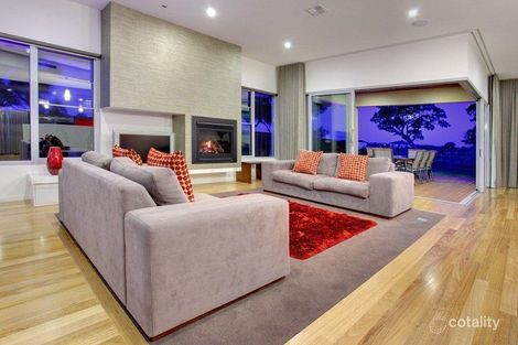 Property photo of 27 Crampton Chase Sandhurst VIC 3977