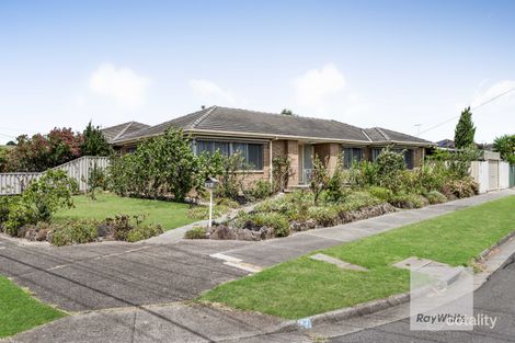 27 Rylandes Dr, Gladstone Park, VIC 3043
