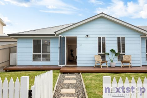 12 Morrison Ave, Middleton, SA 5213