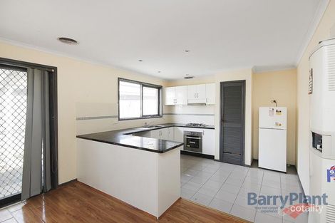 Property photo of 101 Endeavour Drive Cranbourne North VIC 3977