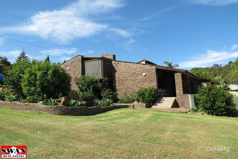 Property photo of 11 Stirling Close Swan View WA 6056