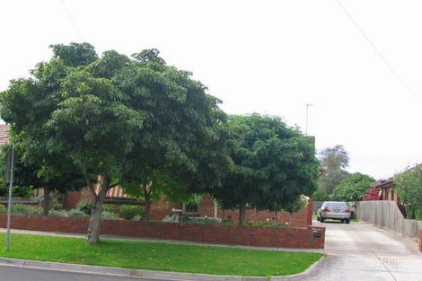 42 Melbourne Ave, Glenroy, VIC 3046