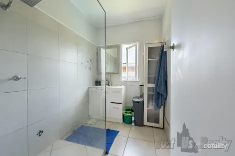 Property photo of 76 Duncraigen Street Norville QLD 4670