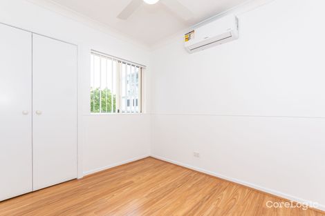 Property photo of 3/13-15 Humpybong Esplanade Redcliffe QLD 4020