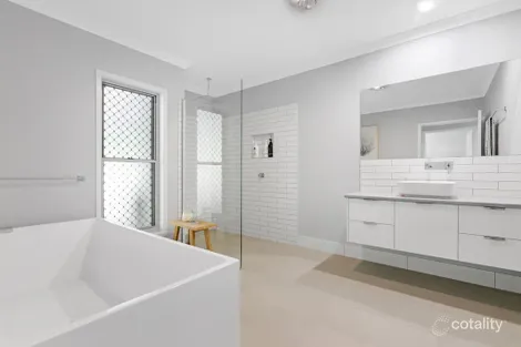 Property photo of 22 Parview Drive Craignish QLD 4655