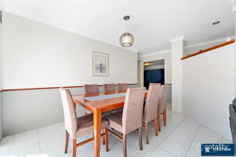 Property photo of 14 Groundlark Close East Cannington WA 6107