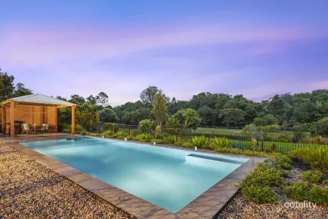 Property photo of 40 Hamilton Close Mooloolah Valley QLD 4553