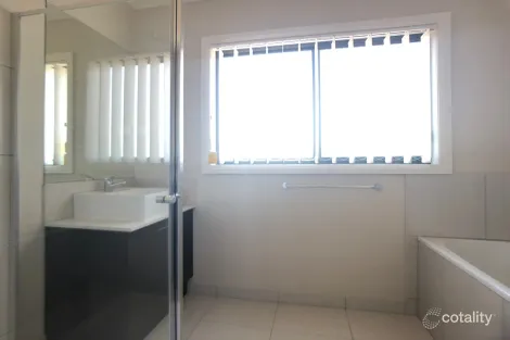 Property photo of 3 Darsham Crescent Point Cook VIC 3030