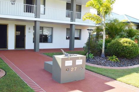 2/27 Loxton Ave, Iluka, NSW 2466