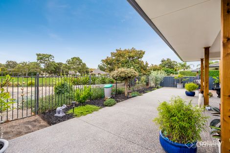 Property photo of 27 Barton Drive Sandhurst VIC 3977