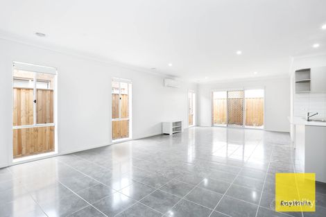 Property photo of 70 Grassbird Drive Point Cook VIC 3030