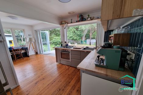 Property photo of 2 Rickard Road Unanderra NSW 2526