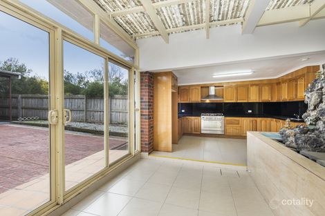 Property photo of 11 Boorool Road Kew East VIC 3102