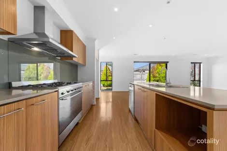 21 Mcmahon Ave, Armstrong Creek, VIC 3217