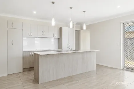 Property photo of 75 Skyblue Circuit Yarrabilba QLD 4207