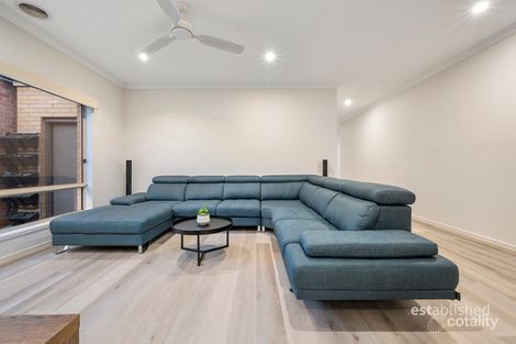 Property photo of 10 Daydream Drive Point Cook VIC 3030